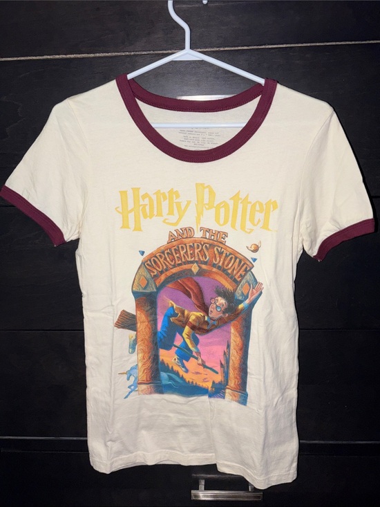 Harry Potter Tops - Harry Potter and the Sorcerer's Stone Out of Print Tee (Size M)